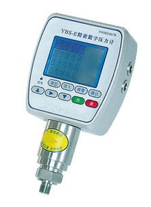 孔隙水压力计安装在孔隙水压力计孔内；自动化采集模块接收来自监测模块的电信号