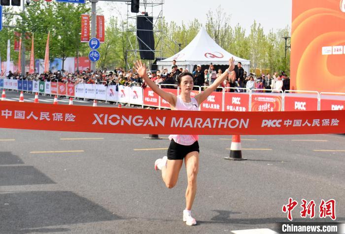 2025雄安马拉松鸣枪开跑：三赛道齐发，起终点设