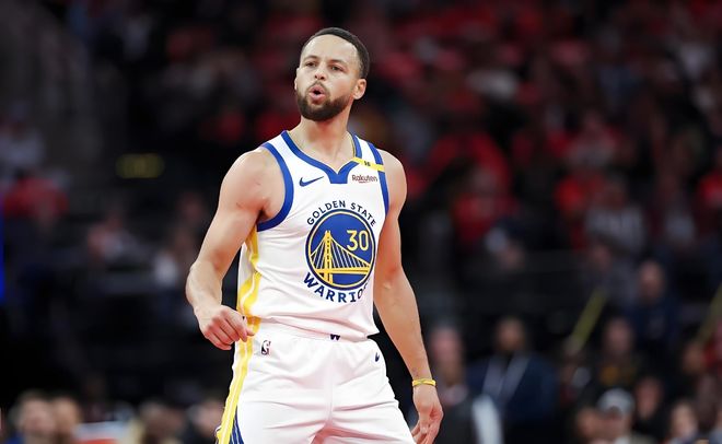 太阳力克勇士挺进季后赛，勇士提前结束征程